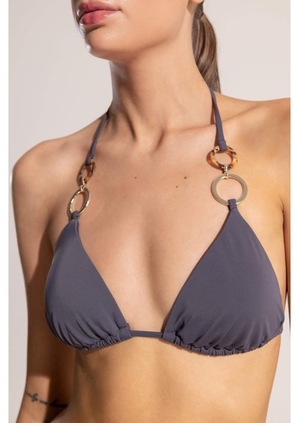 Ayje x DeFacto Boyundan Bağlamalı Tokalı Üçgen Bikini Üstü C3244AX24HS
