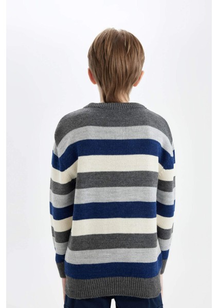 Erkek Çocuk Renk Bloklu Bisiklet Yaka Triko Kazak C8114A824WN