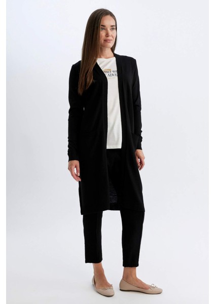 Regular Fit V Yaka Basic Düz Cepli Uzun Siyah Triko Hırka G5685AZ24AU