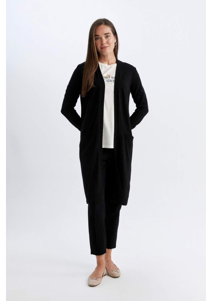 Regular Fit V Yaka Basic Düz Cepli Uzun Siyah Triko Hırka G5685AZ24AU