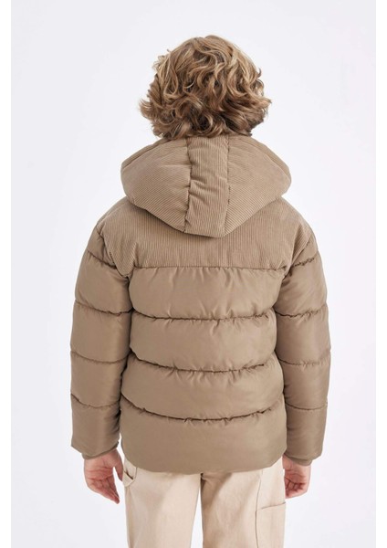Erkek Çocuk Su İtici Ribana Kollu Kapüşonlu Şişme Mont C5526A824WN