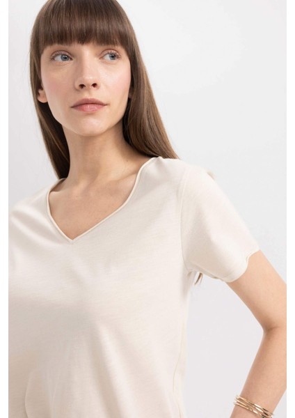 Regular Fit V Yaka Basic Düz Kısa Kollu Tişört K1507AZ24SM