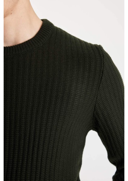 Standart Fit Normal Kesim Bisiklet Yaka Jakarlı Triko Kazak A5234AX24WN