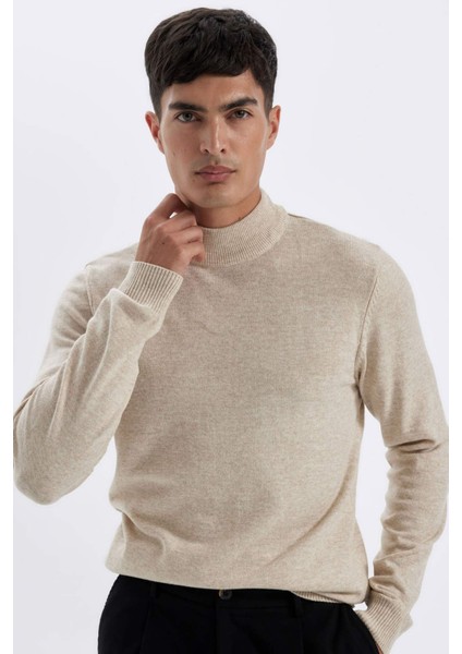 Slim Fit Dar Kesim Yarım Balıkçı Yaka Basic Düz Triko Kazak R1127AZ24WN