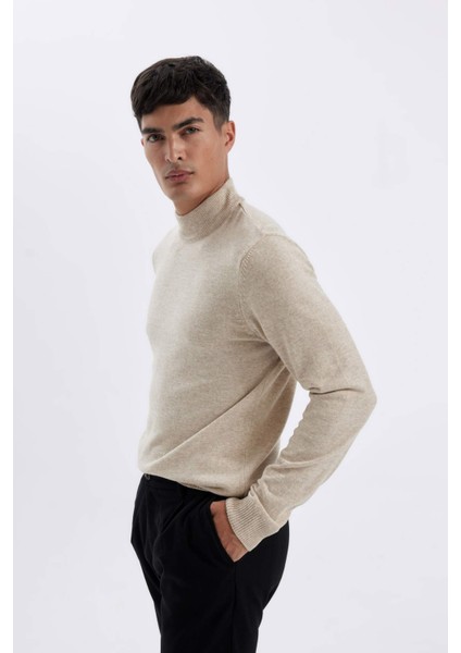 Slim Fit Dar Kesim Yarım Balıkçı Yaka Basic Düz Triko Kazak R1127AZ24WN