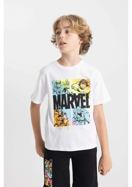 Erkek Çocuk Marvel Comics 2'li Takım Bisiklet Yaka Kısa Kollu Tişört Şort C4252A824HS