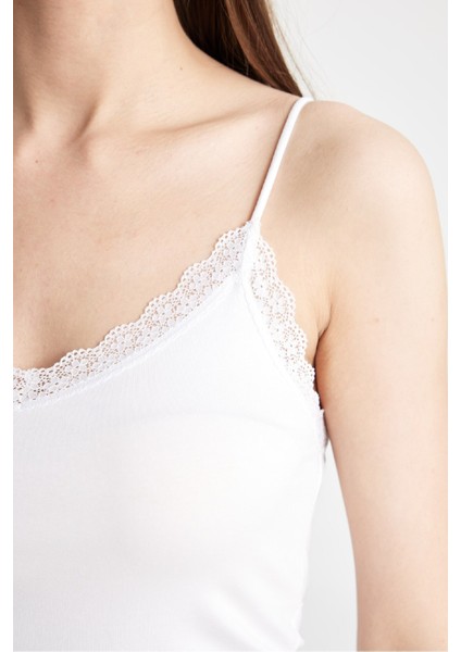 Dantel Detaylı İnce Askılı Pamuklu Beyaz İç Atlet-Fall in Love Y5360AZ24AU