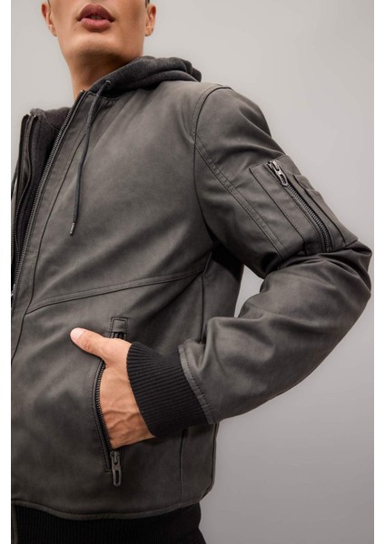 Su Geçirmez Slim Fit Dar Kesim Çıkarılabilir Kapüşonlu Fermuarlı Cepli Suni Deri Mont N9682AZ24WN