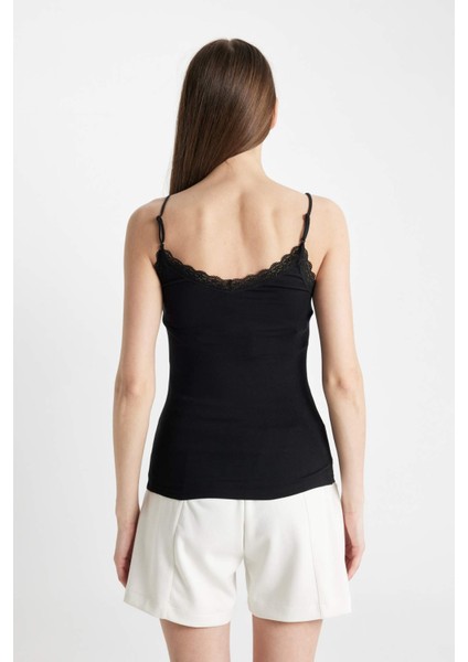 Dantel Detaylı İnce Askılı Pamuklu Siyah İç Atlet-Fall in Love Y5360AZ24AU