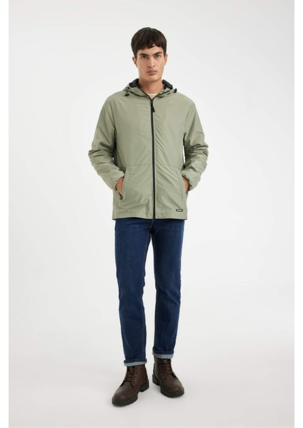 Su İtici Slim Fit Dar Kesim Kapüşonlu Fermuarlı Mevsimlik Baharlık Mont C5821AX24AU