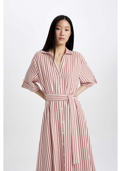 Gömlek Yaka Çizgili Kuşaklı Keten Kısa Kollu Midi Elbise C8638AX24SM