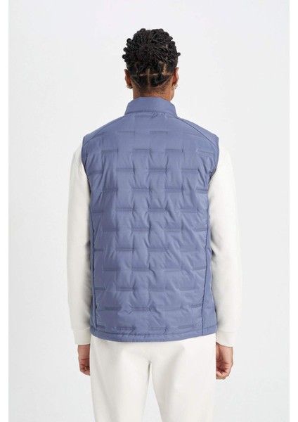 Fit Su İtici Kapitone Regular Fit Dik Yaka Fermuarlı Cepli Şişme Yelek C6044AX24AU