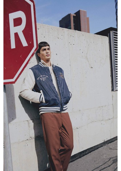 Su Geçirmez Bomber Mont Ceket Oversize Geniş Kalıp Kolej Yaka Çıtçıtlı Cepli Nakışlı Mevsimlik Hafif C5054AX24WN