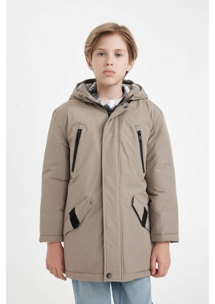 Erkek Çocuk Su Geçirmez Kapüşonlu Fermuarlı Çıtçıtlı Cift Cepli Parka Mont C8901A824WN
