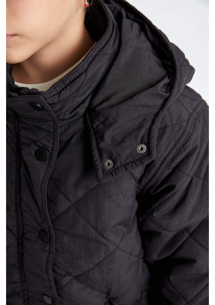 Kız Çocuk Su Geçirmez Kapüşonlu Fermuarlı Çıtçıtlı Cepli Uzun Mont Parka