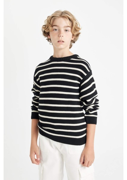 Erkek Çocuk Bisiklet Yaka Çizgili Pamuklu Triko Kazak C2297A824WN