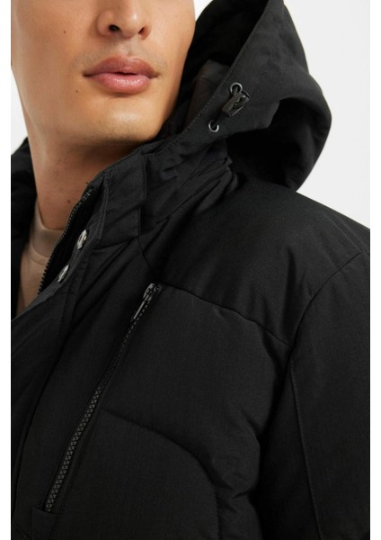 Su Geçirmez Mont Slim Fit Dar Kesim Kapüşonlu Polar Astarlı Fermuarlı U9773AZ24WN
