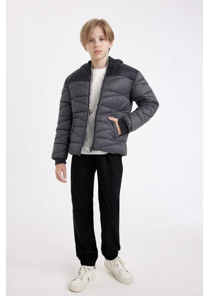 Erkek Çocuk Su Geçirmez Kapüşonlu Fermuarlı Cepli Polar Astarlı Mont C5519A824WN