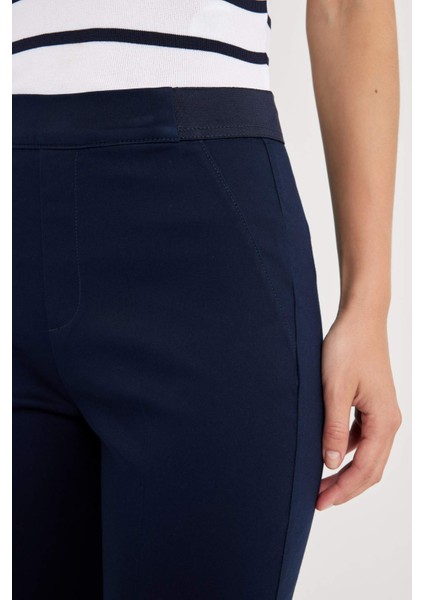 Sigaret Saten Kumaş Pantolon Lacivert Normal Bel Basic Düz Beli Lastikli Düz Paça J8743AZ24WN