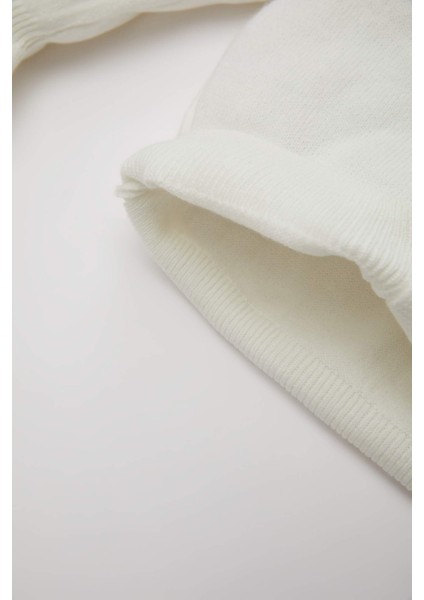 Kız Bebek Bisiklet Yaka Kolları Fırfırlı Düğmeli Triko Hırka C8605A524WN