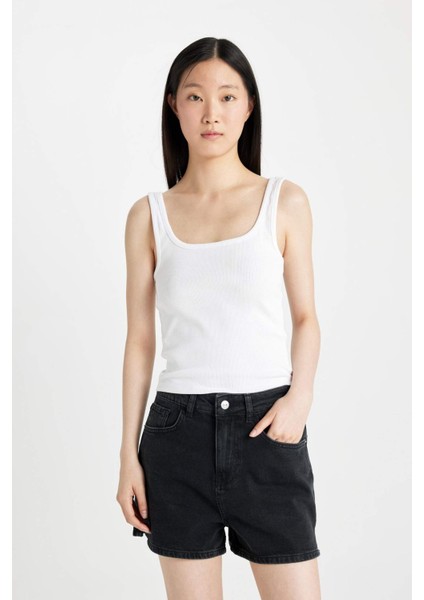 Mom Fit Yüksek Bel Dar Paça Jean Şort