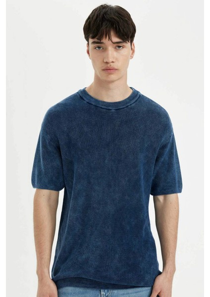 %100 Pamuk Relax Fit Bisiklet Yaka Yıkamalı Soluk Efektli Kısa Kollu Triko Tişört C7332AX24SM