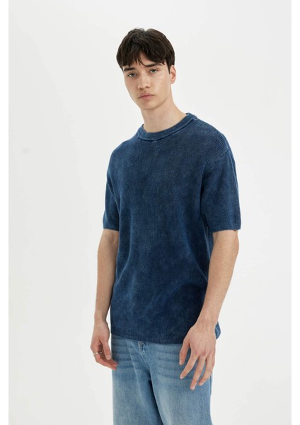 %100 Pamuk Relax Fit Bisiklet Yaka Yıkamalı Soluk Efektli Kısa Kollu Triko Tişört C7332AX24SM