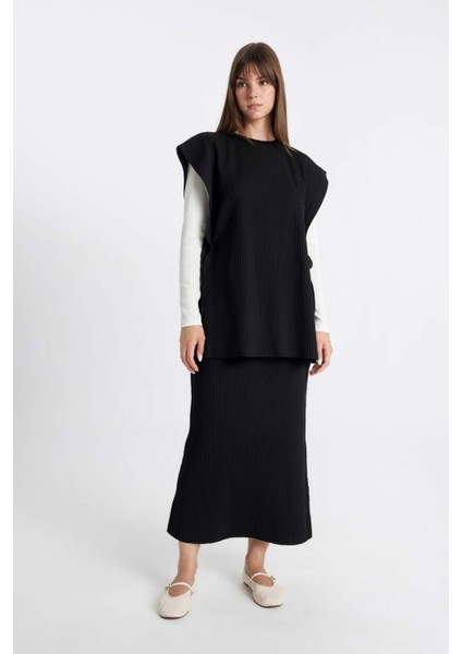 Regular Fit Basic Düz Maxi Siyah Triko Etek A1314AX24AU