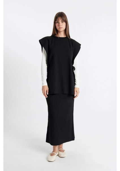 Regular Fit Basic Düz Maxi Siyah Triko Etek A1314AX24AU