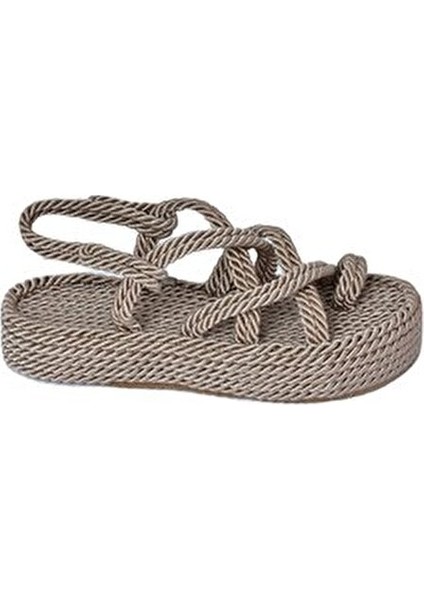 Kadın Sandalet 3 cm Kısa Topuklu Yazlık Kumaş Malzeme ile Şık ve Rahat modelleri