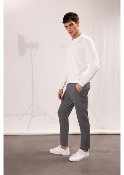 Tailored Fit Normal Kesim Düz Paça Her Yöne Esneyen Yazlık Kumaş Pantolon C7508AX24AU