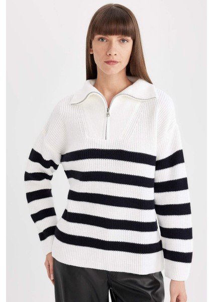 Relax Fit Çizgili Yarım Fermuarlı Selanik Kumaş Triko Kazak C9040AX24WN