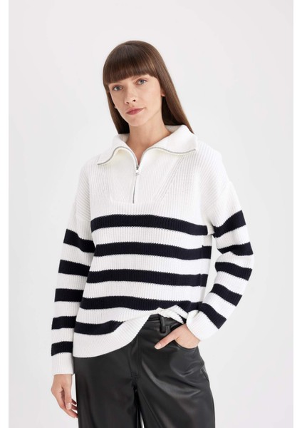 Relax Fit Çizgili Yarım Fermuarlı Selanik Kumaş Triko Kazak C9040AX24WN