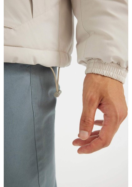 Regular Fit Kapüşonlu Fermuarlı Mont C6595AX24AU