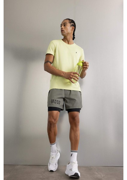 Slim Fit Dar Kesim Fermuarlı Telefon Cepli Sporcu Taytlı Şort Z2147AZ24AU