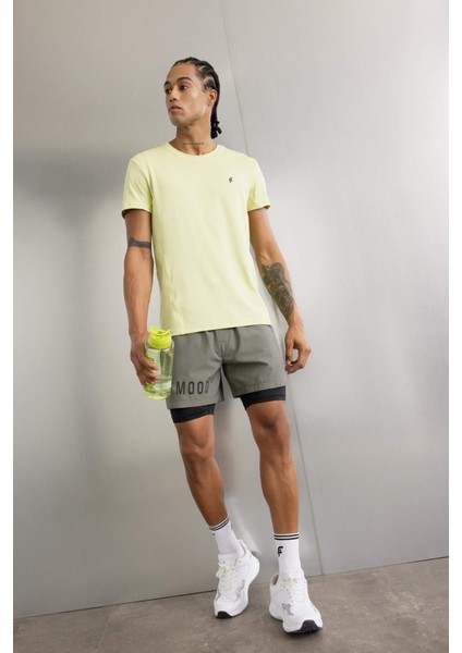 Slim Fit Dar Kesim Fermuarlı Telefon Cepli Sporcu Taytlı Şort Z2147AZ24AU