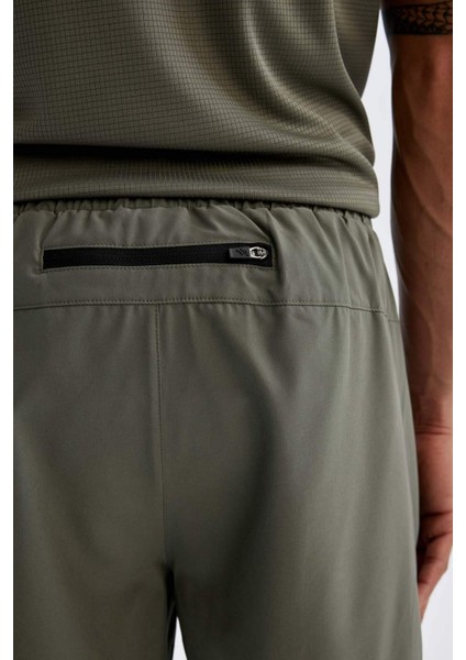 Slim Fit Dar Kesim Fermuarlı Telefon Cepli Sporcu Taytlı Şort Z2147AZ24AU