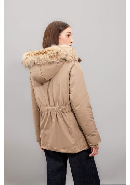 Su Geçirmez Mont Parka Kapüşonlu Suni Kürklü Fermuarlı Cepli C6668AX24WN