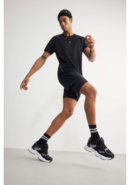 Fit Slim Fit Dar Kesim Fermuarlı Telefon Cepli Sporcu Taytlı Şort Z2147AZ24AU