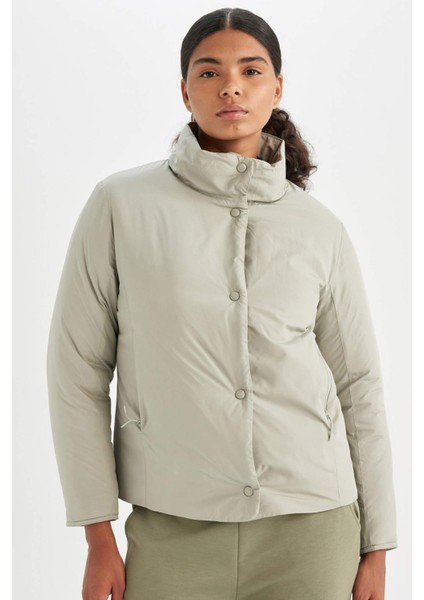 Fit Su Geçirmez Rüzgar Geçirmez Dik Yaka Çıtçıtlı Cepli Mevsimlik Hafif Mont C4955AX24WN