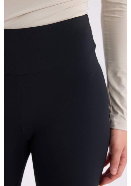 Fit Yüksek Bel İçi Yumuşak Tüylü Beli Saran Basic Düz Sporcu Tayt W8206AZ24AU