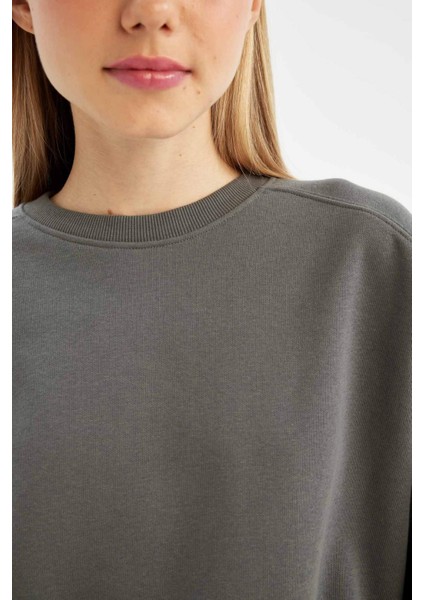 Coool Oversize Geniş Kalıp Bisiklet Yaka Kalın Basic Düz Sweatshirt A4177AX24WN