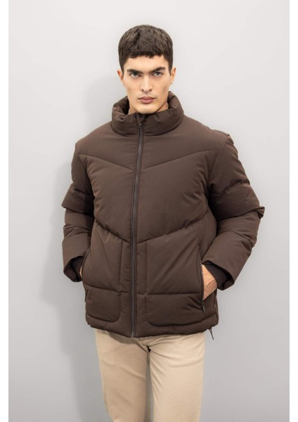 Slim Fit Dar Kesim Dik Yaka Fermuarlı Cepli Şişme Mont C9020AX24WN