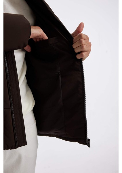 Slim Fit Dar Kesim Dik Yaka Fermuarlı Cepli Şişme Mont C9020AX24WN