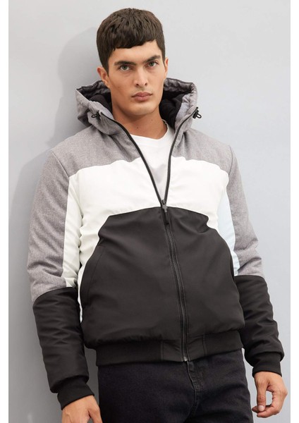 Slim Fit Dar Kesim Renk Bloklu Astarlı Kapüşonlu Fermuarlı Cepli Şişme Mont N4530AZ24AU
