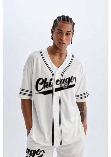 Fit Oversize Geniş Kalıp Gömlek Yaka Nakışlı Sporcu Ağır Kumaş Kısa Kollu Tişört