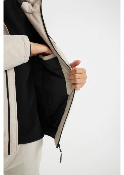 Kapüşonlu Mont Fermuarlı Cepli Kol Ucu Etek Ucu Ribanalı C6484AX24AU