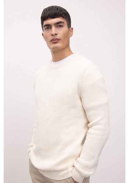 Standart Fit Normal Kesim Bisiklet Yaka Dokulu Triko Kazak C8814AX24WN