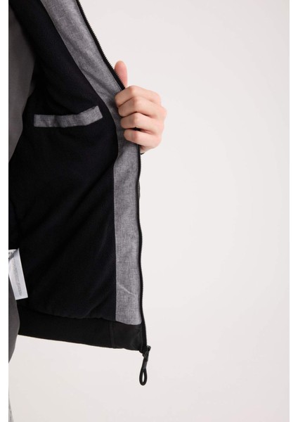 Slim Fit Dar Kesim Renk Bloklu Astarlı Kapüşonlu Fermuarlı Cepli Şişme Mont N4530AZ24AU