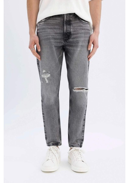 %100 Pamuk 90's Slim Fit Dar Kalıp Yüksek Bel Dar Paça Yırtık Detaylı Jean Pantolon C9829AX24SM